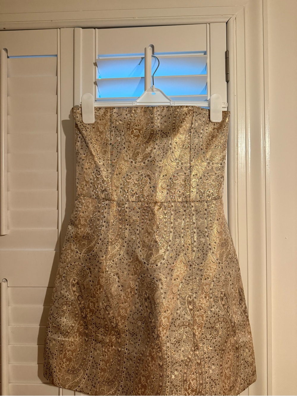 Alice + Olivia Metallic Gold Paisley Strapless Dress